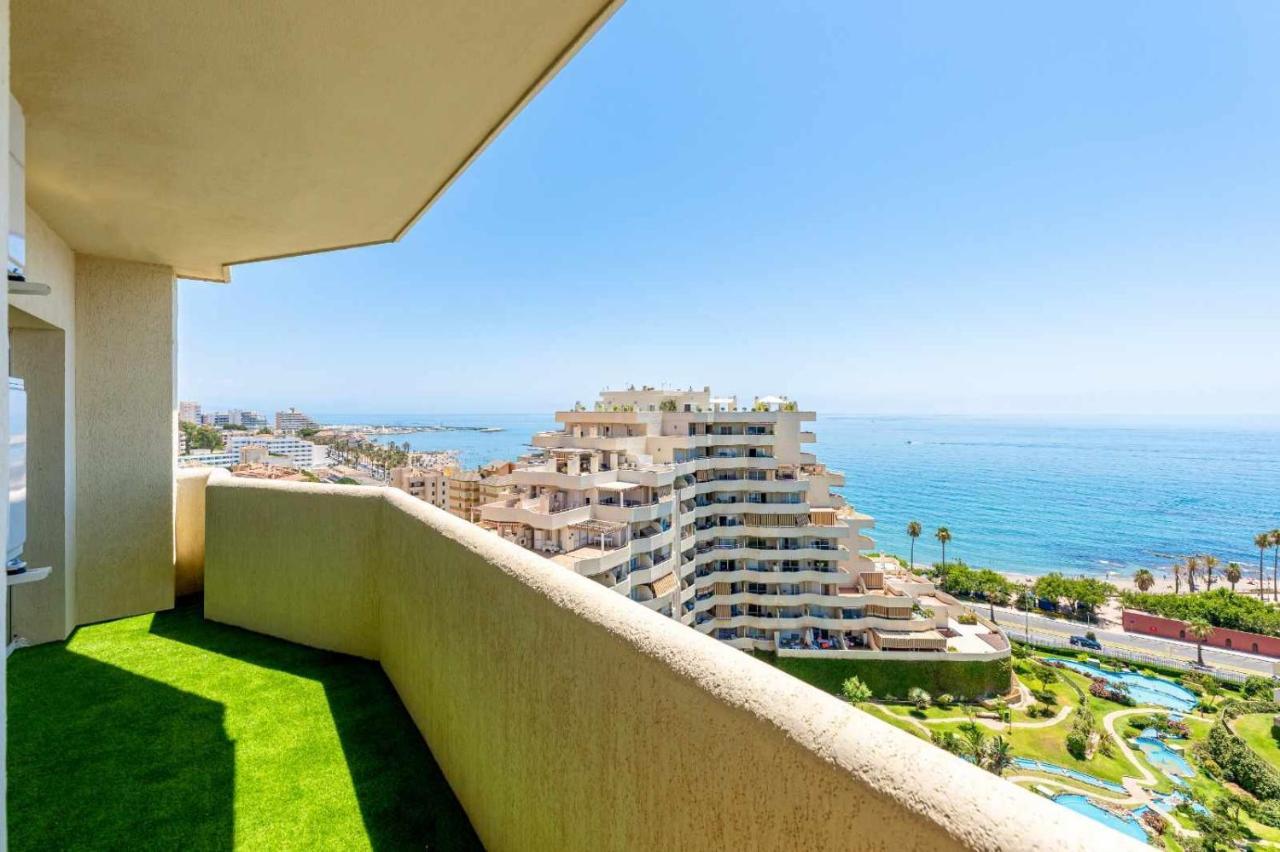 Benalbeach Apartamento Con Vistas Maravillosas Málaga Dış mekan fotoğraf