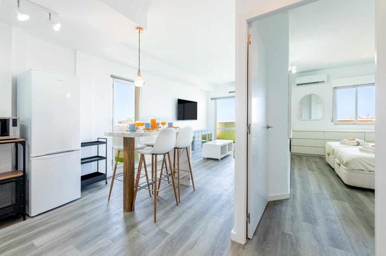 Benalbeach Apartamento Con Vistas Maravillosas Málaga Dış mekan fotoğraf