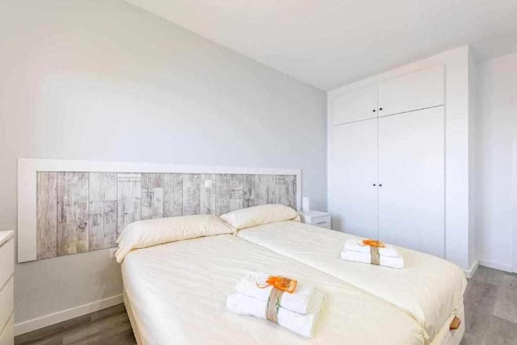 Benalbeach Apartamento Con Vistas Maravillosas Málaga Dış mekan fotoğraf