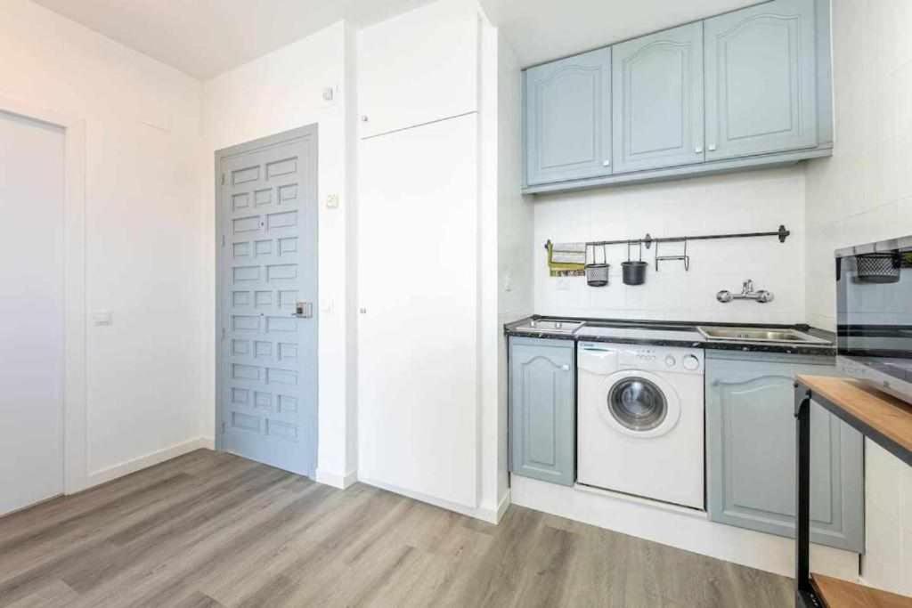Benalbeach Apartamento Con Vistas Maravillosas Málaga Dış mekan fotoğraf